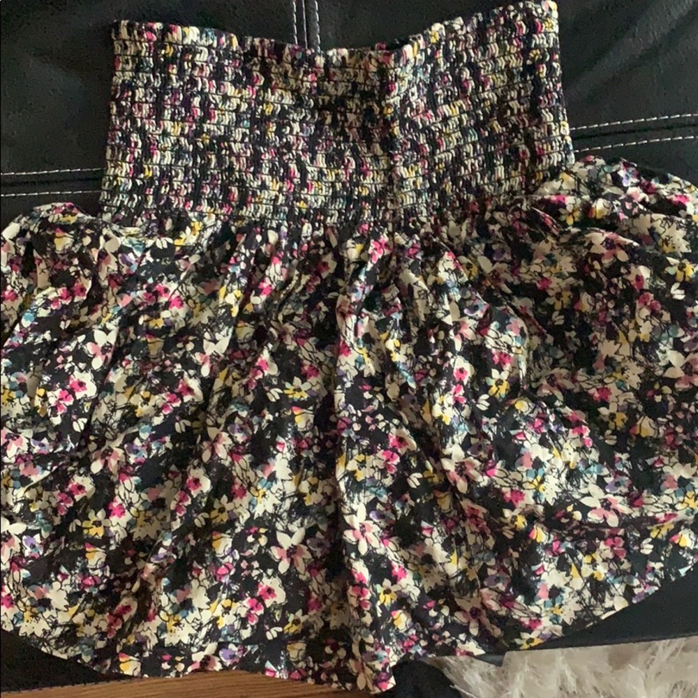 Floral pattern skirt